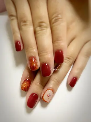 ミディアム LOTUS ネイルサロンのネイルデザイン