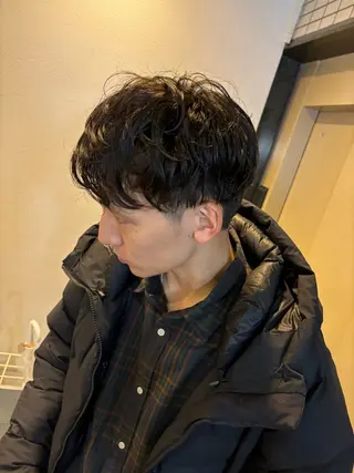 パーマ メンズ 池田理紗/メンズ カット/切りっぱなしのヘアスタイル