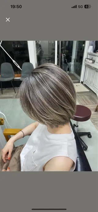 ショート 🩵albis/めい 大宮/ブリーチ🦋のヘアスタイル