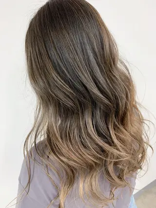 ロング 🥇近藤 恭輔🥇 Recharme新保のヘアスタイル