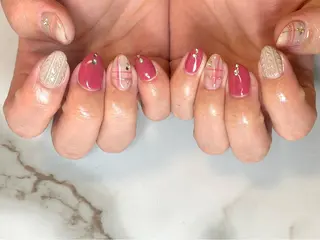 セミロング ネイリスト シンのネイルデザイン