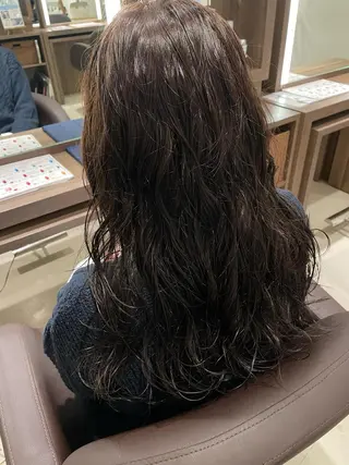 ロング パーマ 山田 和のヘアスタイル