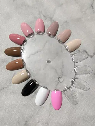 ネイル  SOLEIL 小玉の眉毛・アイブロウイメージ