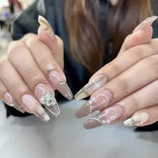 ネイル LUCY NAIL&EYE　心斎橋所属・LUCY  心斎橋/ miuのネイルデザイン