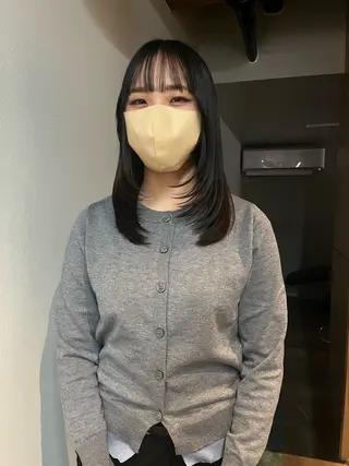 ミディアム 三浦 ふたばのヘアスタイル