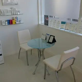 POLAみずほ台所属・POLAみずほ台柳田 介護美容のネイルデザイン