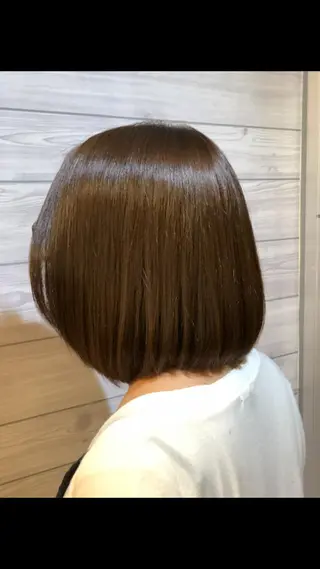 ミディアム カラー 縮毛矯正・髪質改善 人気No1🩶北島のヘアスタイル