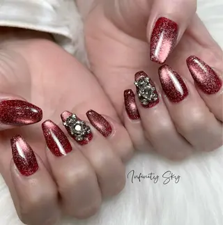 ネイル infinity skyのネイルデザイン