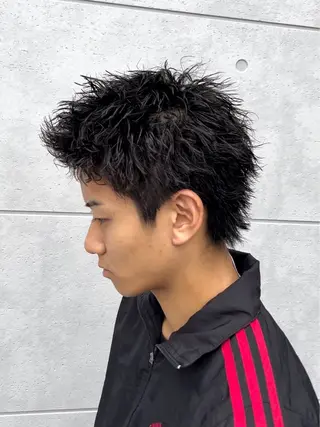 ショート パーマ メンズ 飛田 楓信のヘアスタイル