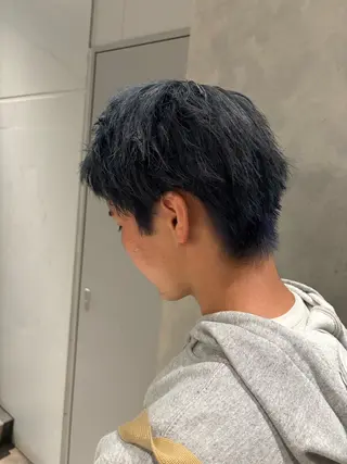 ショート カラー メンズ 落ちる黒 森崎雄斗のヘアスタイル