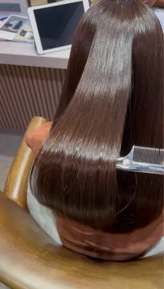 ロング カラー KAMIGAMI所属・KAMIGAMI HASHIMOTOのヘアスタイル