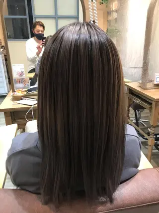 セミロング 関内 髪質改善 特化 re:Magoのヘアスタイル
