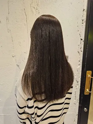 ロング Ayu🐾 ブリーチ無しカラーのヘアスタイル