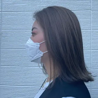 ミディアム カラー FERIAあべの KARINのヘアスタイル