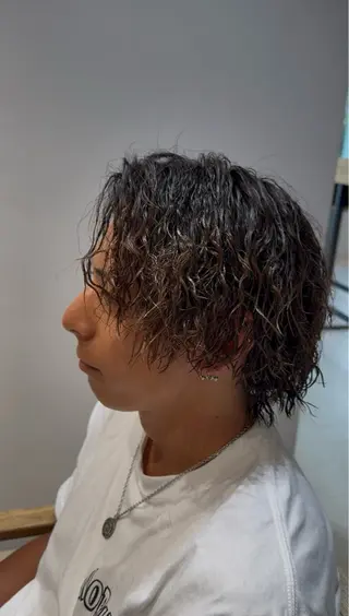 メンズ AMELY 朽木章浩のヘアスタイル