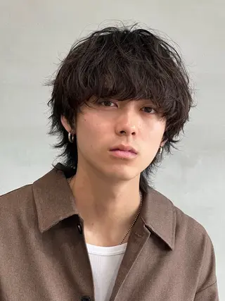 ミディアム パーマ 山本 蓮のヘアスタイル