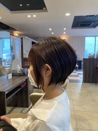 ショート カラー 駒田 拳児のヘアスタイル