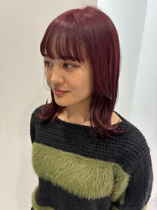 セミロング カラー MONA SAYAKAのヘアスタイル