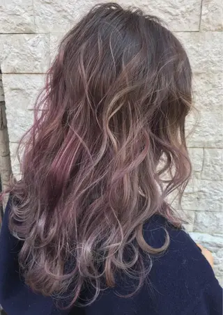 セミロング カラー エクステの神様 ▫️原島ユウヤ▫️のヘアスタイル