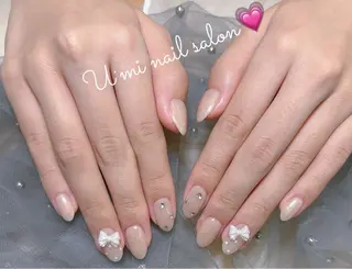 ネイル U·Mi nail salon所属・U·MI 長さ出し専門店のネイルデザイン