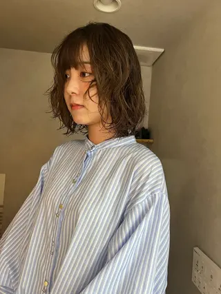 ミディアム パーマ nishido ハイライト/メンズのヘアスタイル