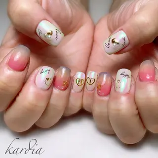 ネイル καρδιά -ｶﾙﾃﾞｨｱ-のネイルデザイン