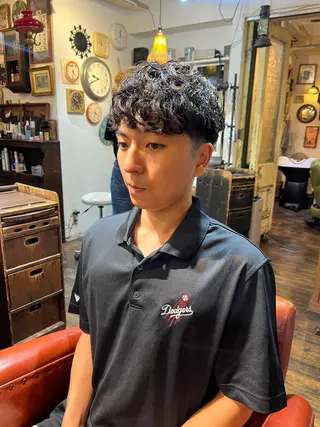 ショート パーマ 抜け感ショート パーマ/緒方椋のヘアスタイル