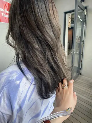 ロング カラー ヒラノホナミ 🫧髪質改善🫧のヘアスタイル