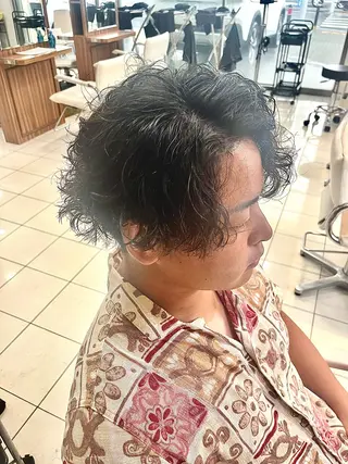 ショート パーマ メンズ パーマ特化美容師 🔥Yoshiyaのヘアスタイル