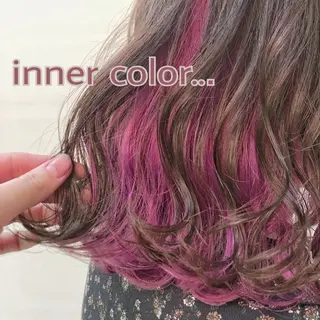 ミディアム カラー ヘアアレンジ SNSで大バズり‼️ 欧米風ヘア大ヒット中のヘアスタイル