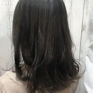 セミロング カラー 金崎 新吾のヘアスタイル