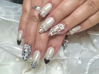 ネイル 丸山 春花のネイルデザイン