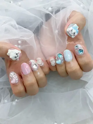 ネイル 五十嵐 美智のネイルデザイン