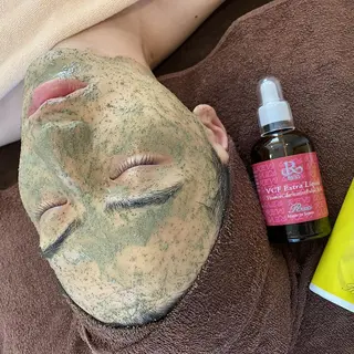 【ハーブピーリング/毛穴洗浄】NA skin 川崎店〜ニキビ・毛穴専門店〜所属・NAホワイトニング 川崎店のエステ・リラクイメージ