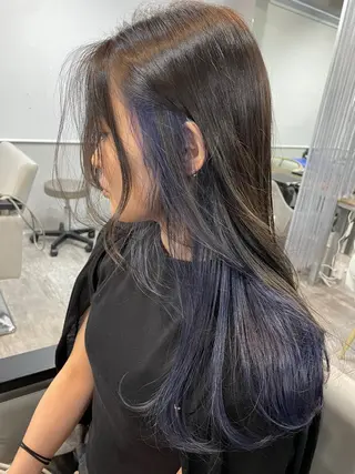 ロング sherry【シェリー】所属・miho 大国町 柔らかいハイトーンのヘアスタイル