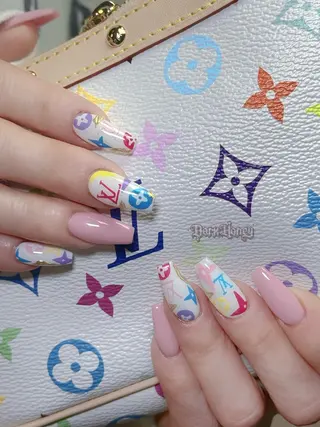 ネイル Dark honey スカルプ専門原宿店のネイルデザイン