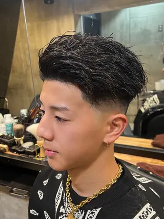 ショート パーマ メンズ BINGO HAIR WORKS 【ビンゴヘアワークス】所属・🎱メンズフェード 特化HYOGA🎱のヘアスタイル