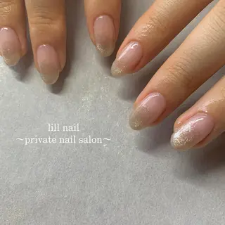 ミディアム pllia beautyのネイルデザイン