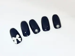 ネイル 【山岡】 ロイヤル•セラピストのネイルデザイン