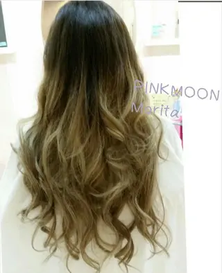 ロング L-EXT salon所属・エクステ認定講師 💋MANAMI💋のヘアスタイル