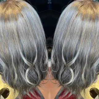 セミロング カラー 👑派手髪/カット 👑ANRYのヘアスタイル