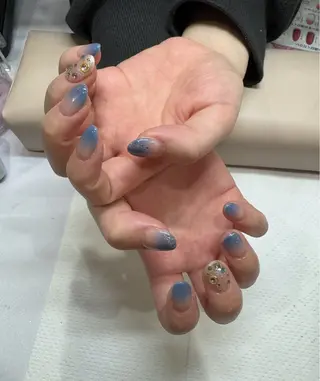 ネイル nailsalon＆U新松戸店所属・&U Nanaのネイルデザイン