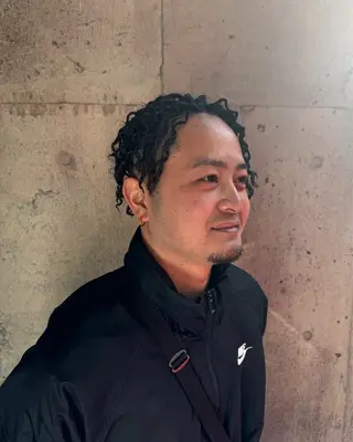 ショート パーマ メンズ スキンフェード/パー マ/須田陸斗のヘアスタイル