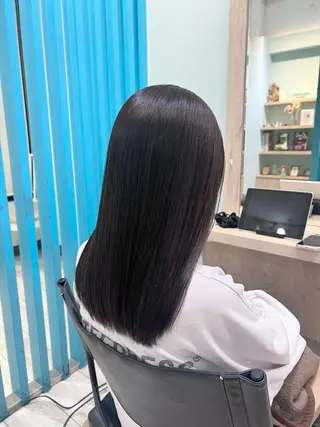 セミロング 髪質改善カラー 🏖️クウト🏖️のヘアスタイル