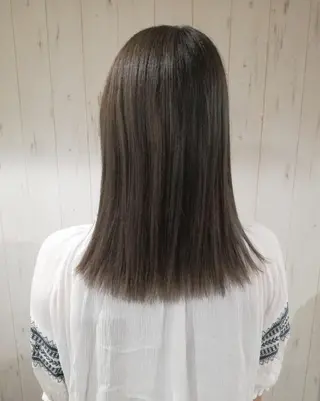 カラー ミディアム 西川 敏夫のヘアスタイル