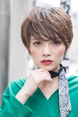 ショート カラー 髪質改善/艶髪特化 /柔らかさ/清水翔矢のヘアスタイル