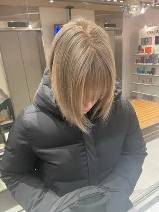 ミディアム カラー 艶ハイトーン👑♡ NATSUKIのヘアスタイル