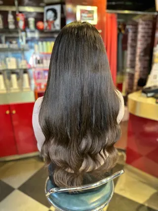 デザインカラー/ ブリーチ/コーンロウのヘアスタイル