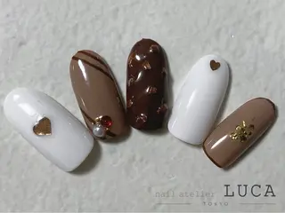 ネイル ネイルアトリエルカ 米原のネイルデザイン