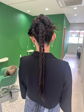 ヘアアレンジ mOre所属・鎌田 里緒奈のヘアスタイル